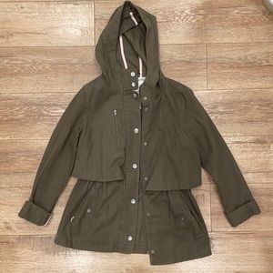 Hinge Jacket